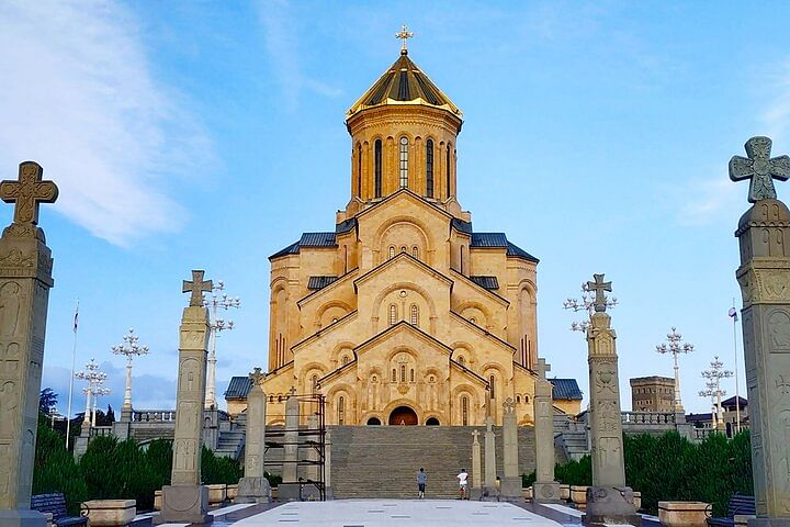 Unique Churches Tour in Georgia: Explore Historic Monasteries & More