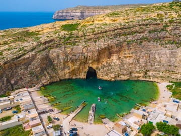 Afternoon Valletta Harbour Cruise and Free Time In Sliema (Including Guide and Transport)