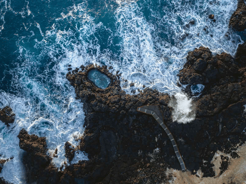 Brimketill lava rock pool