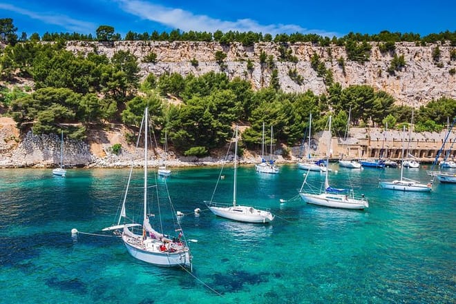 Calanques of Cassis, Aix-en-Provence & Wine tasting Shared Tour from Nice photo 3