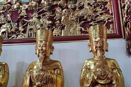 Half-day Vibrant Ha Long Heritage Tour