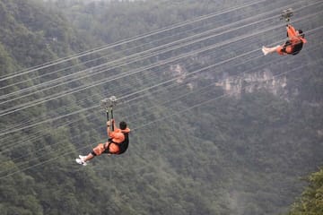 Private 1-Day Tour of Glass Bridge and Yellow Dragon Cave