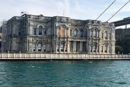 Private Istanbul Highlights & Bosphorus Cruise Tour with Licensed Guide