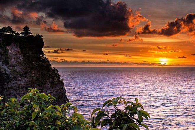 Bali: Water Sport and Uluwatu Sunset with Kecak Dance Day Tour  photo 2