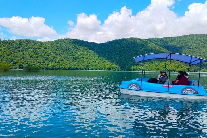 Tufandag tour-Gabala tour-Tufandag Mountain resort-VLA Travel_gebele tour-Nohurlake boat riding activity