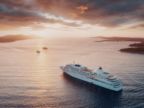 Reykjavik Hotels and Cruise Port: Private Transfer, photo 5