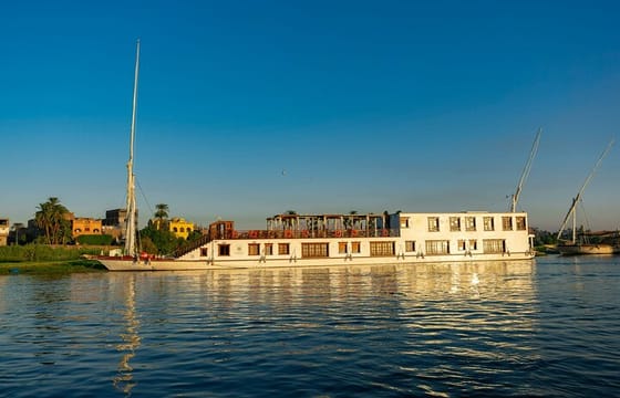 5 Days Dahabiya Nile Cruise from Luxor to Aswan with Abu Simbel