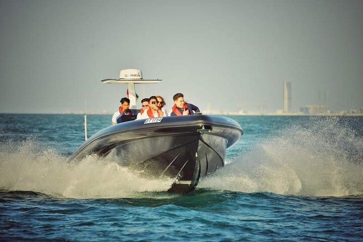 Dubai Black Boat Experiences 2