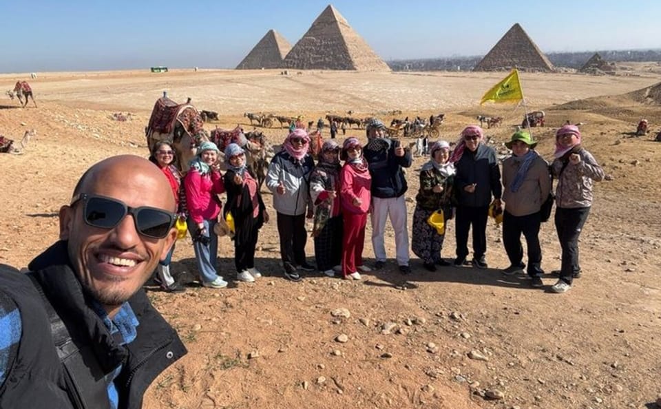 Private Giza Pyramids Tour with Egyptologist Guide