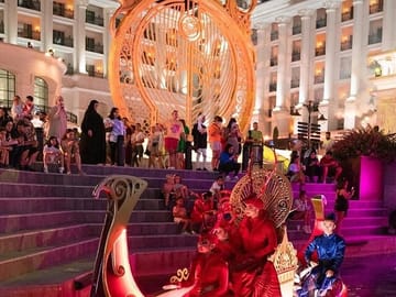 Land of Legends Night Show Tour from Antalya and Kemer