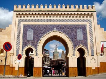 bleu gate