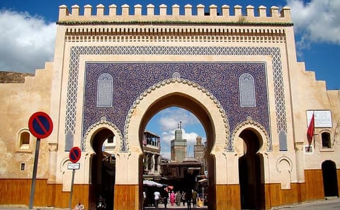 Cultural Walking Tour of Fez with Traditional Meal
