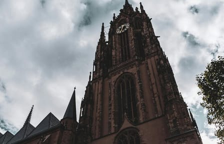 Day Trip from Cologne to Frankfurt with Guided Tours