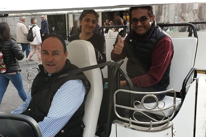 Private Tour of Madrid in Tuk-Tuk with Driver Guide 3