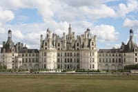 Loire Chambord Chenonceau Da Vinci Castle Private Tour from Paris 2