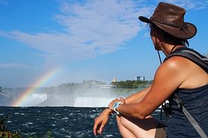 Niagara Falls Day Trip by Air with Cruise