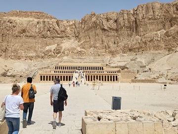 Hurghada to Luxor