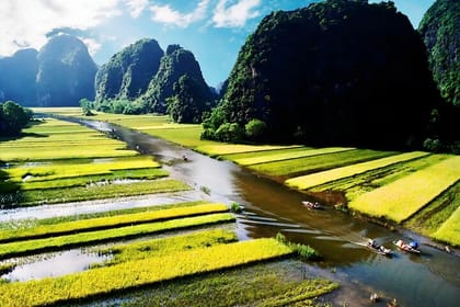 Explore Tour in in Tuyet Tinh Coc Tam Coc Mua Cave