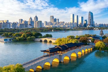 Suzhou Garden Tour with Visit to Tongli or Zhouzhuang