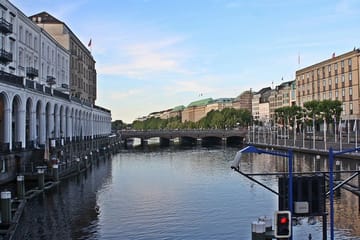 Private Guided Walking Tour of Hamburg's Key Landmarks