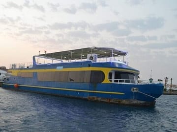 Semi-Submarine Reef and Marine Life Tour in Hurghada