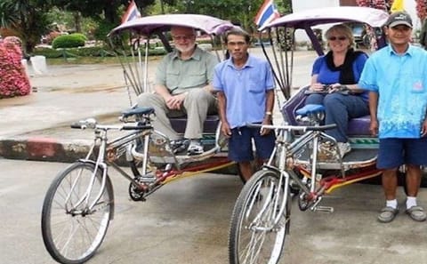 Mae Khong River Cruise and Myanmar Border Tour from Chiang Rai