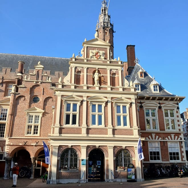 Leiden and Haarlem Private Luxury Car Tour from Amsterdam 6