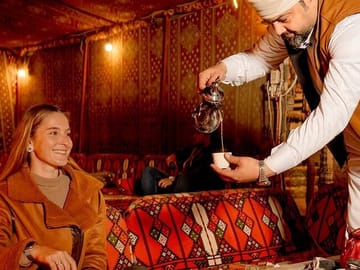 VIP Cultural Evening in Giza with Dinner and Entertainment