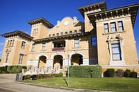Pensacola's Famous Ghosts Smartphone Guided App Walking Tour 3