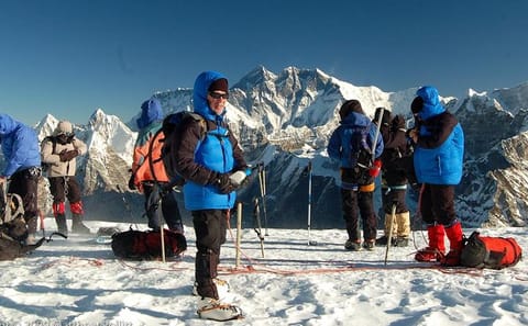 42-Day Mt. Everest North Col Expedition from Nepal to Tibet