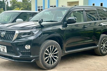 Zanzibar VIP Transfer in Toyota Land Cruiser PRADO