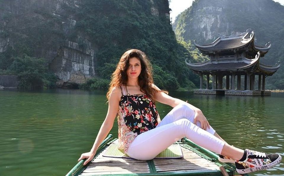 Ninh Bình day tour: Am Tien Cave, Mua Cave, and Trang An boat ride