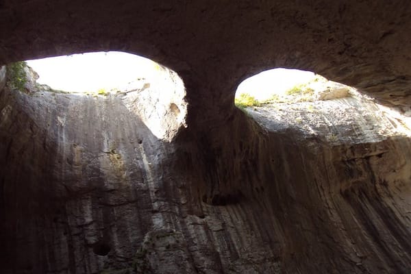 Eyes of God, Saeva Dupka Caves and the Blue Ostrich Farm - Private Day Trip