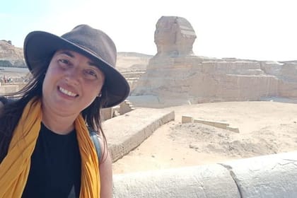 Private Half Day Tour to Giza Pyramids and Sphinx with Camel ride