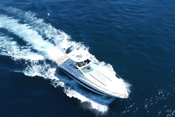 Speed through the sapphire Cabo waters on your exclusive high-performance private yacht.