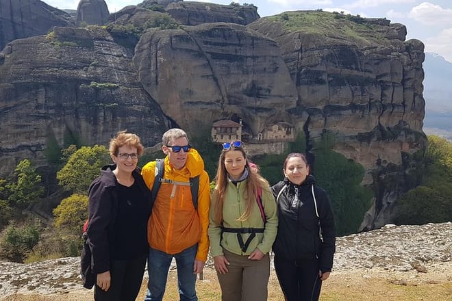 Easy Hiking Adventure at Meteora 6
