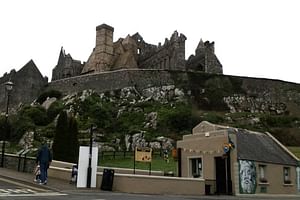 Dublin City To Rock Of Cashel Private Chauffeur Full Day Sightseeing Round Trip