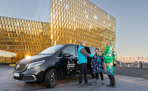 Private Northern Lights Tour in Reykjavík, Iceland