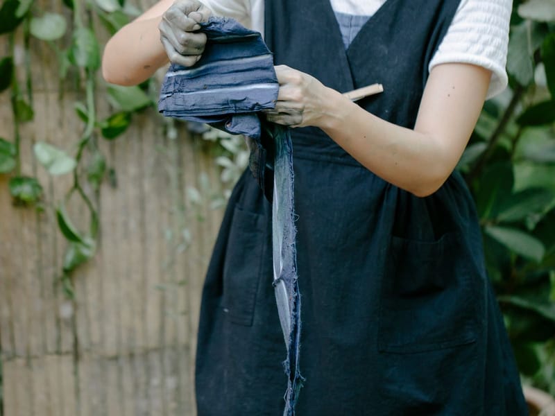 Dali Bai Tie-Dye Workshop with English Guide