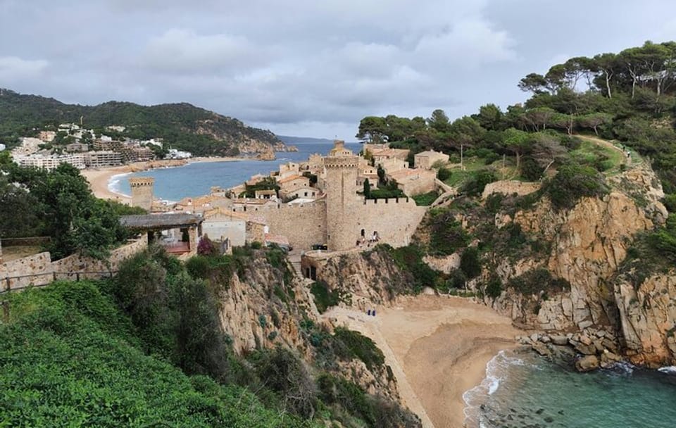 Scenic Girona and Costa Brava Day Trip from Barcelona