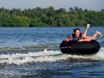 Private 20-Minute Donut Ride Adventure in Negombo