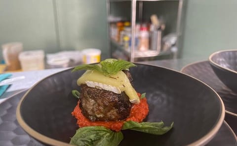 Culinary Tour and Wine Tasting in Philipsburg, Sint Maarten