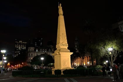 Buenos Aires by Night Small-Group City Tour