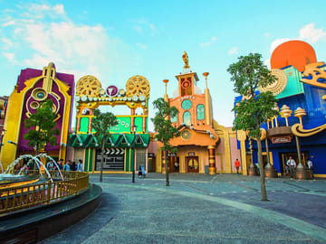 Private Transfer Tour to Motiongate Dubai Theme Park