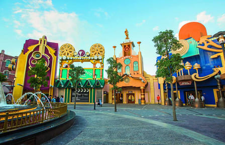Private Transfer Tour to Motiongate Dubai Theme Park