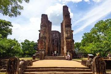 Dambulla Cave and Polonnaruwa Day Tour from Colombo