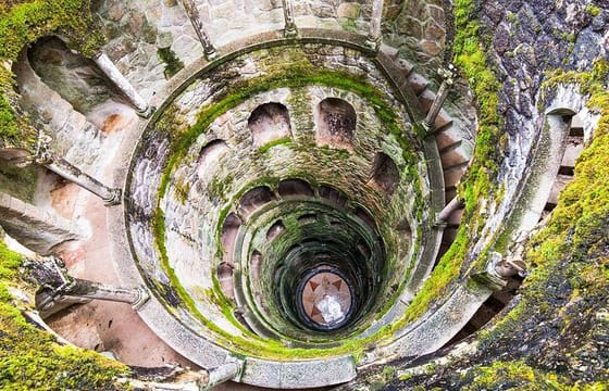 Lisboa: Sintra with Palácio da Pena, Cascais & Estoril Day Tour