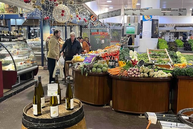 Paris Marché d’Aligre Walking Tour with Chocolate and Cheese Tasting 5