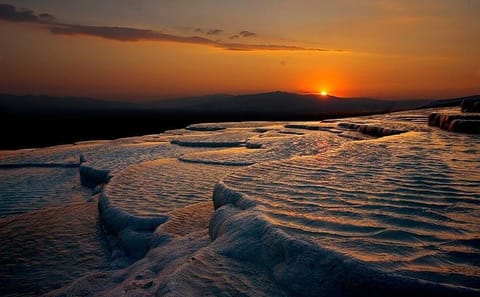 Pamukkale Day Tour from Istanbul by Flight with Guided Visit