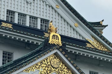 Osaka Castle Walking Tour